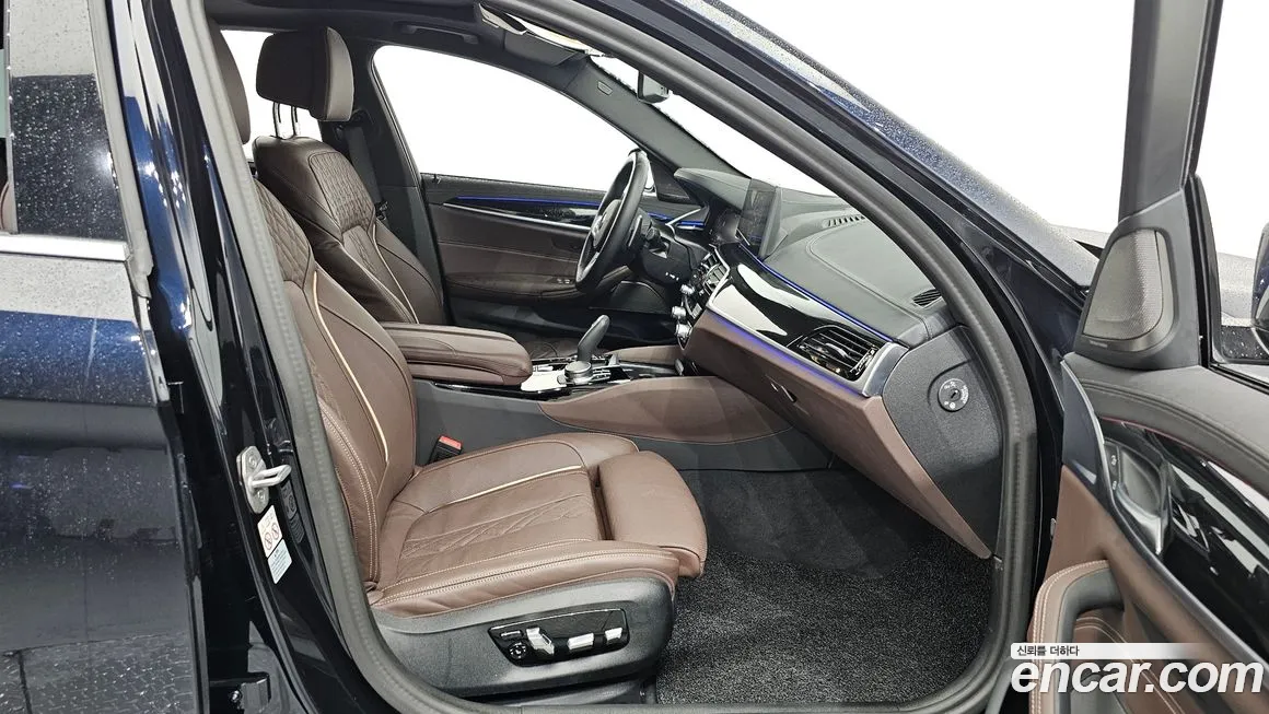 BMW 5 Series (G30) id 2037368 из Кореи 2