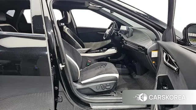 Kia EV6 2021 Черный из Кореи, фото 2