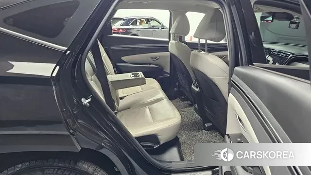 Hyundai Tucson (NX4) 2021 Черный из Кореи, фото 2