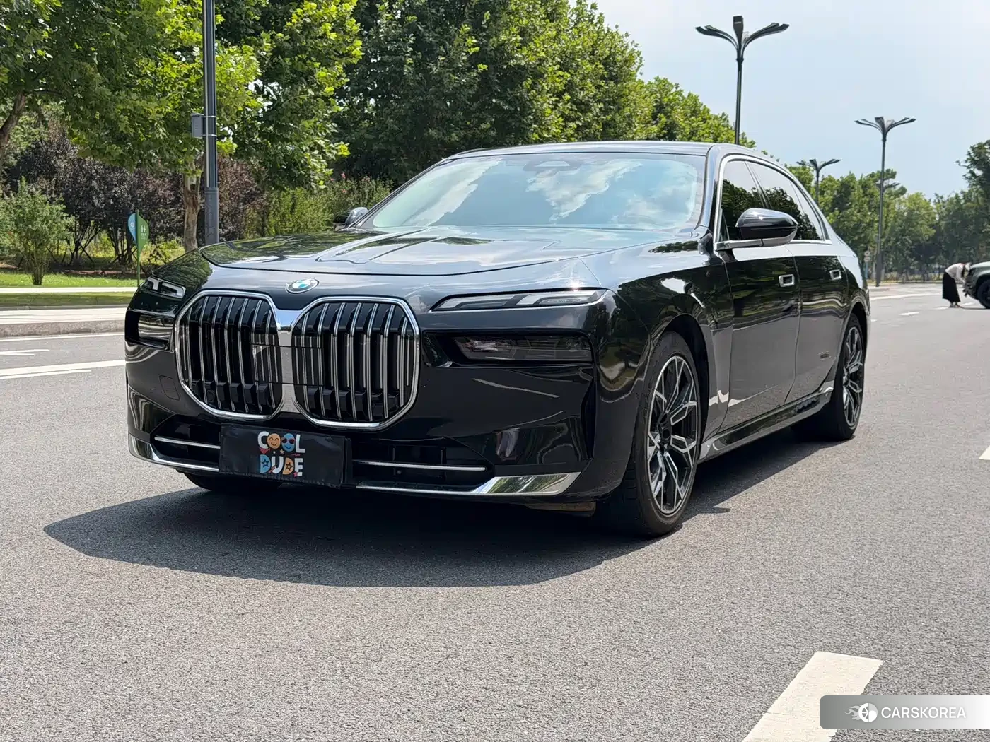 BMW 7 series 2023 Черный из Китая, фото 2