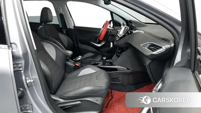 Peugeot 2008 2018 Серебряный из Кореи, фото 2