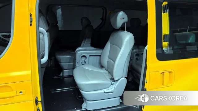 Hyundai The New Grand Starex 2019 Желтый из Кореи, фото 2