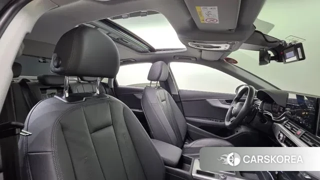 Audi A4 (B9) 2021 Серый из Кореи, фото 2