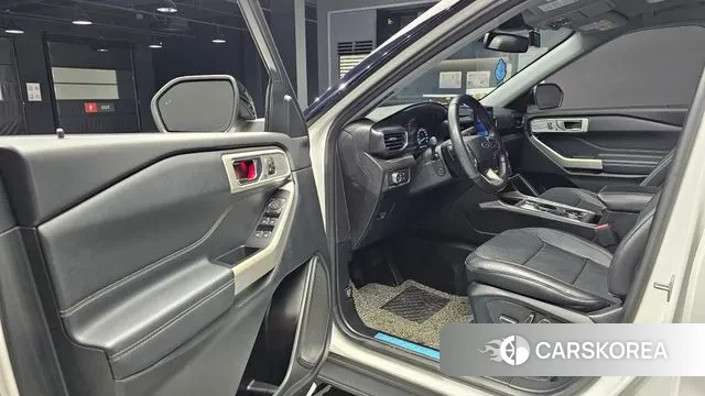 Ford Explorer 6th Generation 2020 Белый из Кореи, фото 2