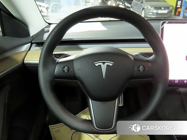 Tesla Model 3 2022 Белый из Кореи, фото 2