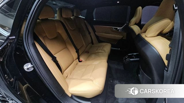 Volvo S90 2022 Черный из Кореи, фото 2
