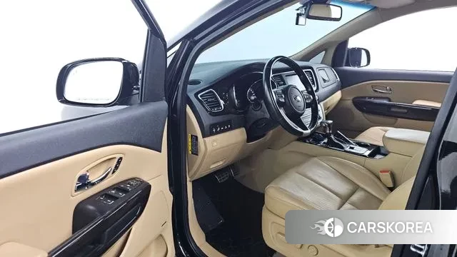 Kia The New Carnival 2018 Черный из Кореи, фото 2