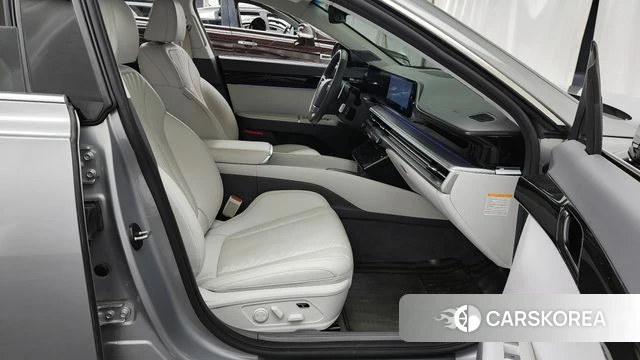 Hyundai Grandeur Hybrid (GN7) 2023 Серебристо-серый из Кореи, фото 2