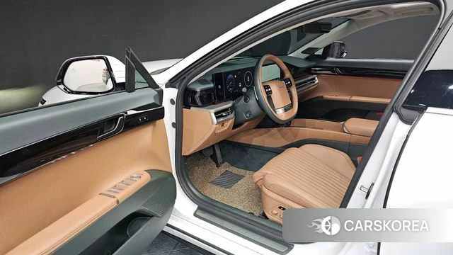 Hyundai Grandeur Hybrid (GN7) 2025 Белый из Кореи, фото 2