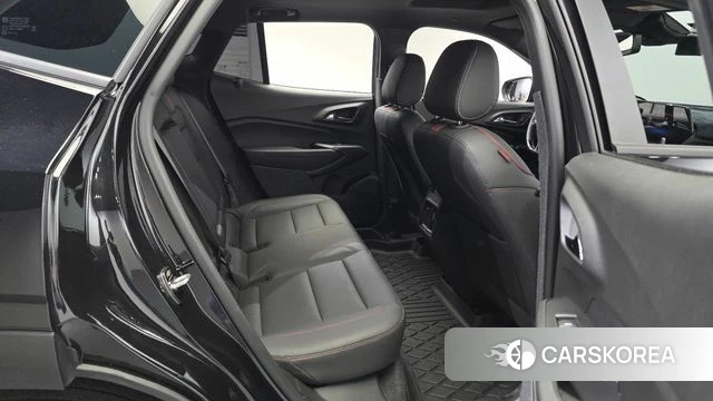 Chevrolet (GM Daewoo) Trax Crossover 2023 Черный из Кореи, фото 2