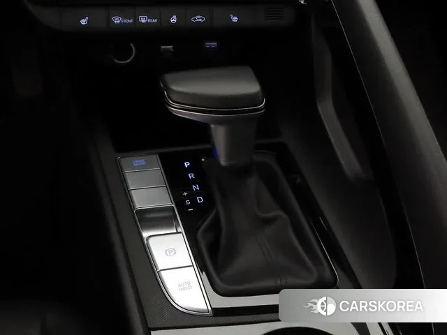 Hyundai Avante Hybrid (CN7) 2022 Белый из Кореи, фото 2