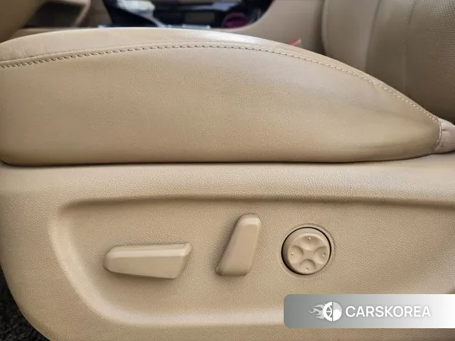 Kia The New Carnival 2018 Белый из Кореи, фото 2