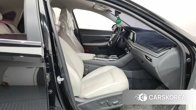 Hyundai Sonata (DN8) 2019 Черный из Кореи, фото 2