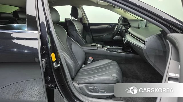 Genesis Electrified G80 (RG3) 2022 Черный из Кореи, фото 2