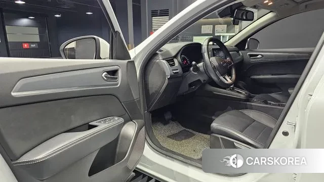 Renault Korea (Samsung) XM3 2022 Серебристо-серый из Кореи, фото 2