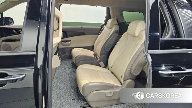 Kia Carnival 4th generation 2023 Черный из Кореи, фото 2