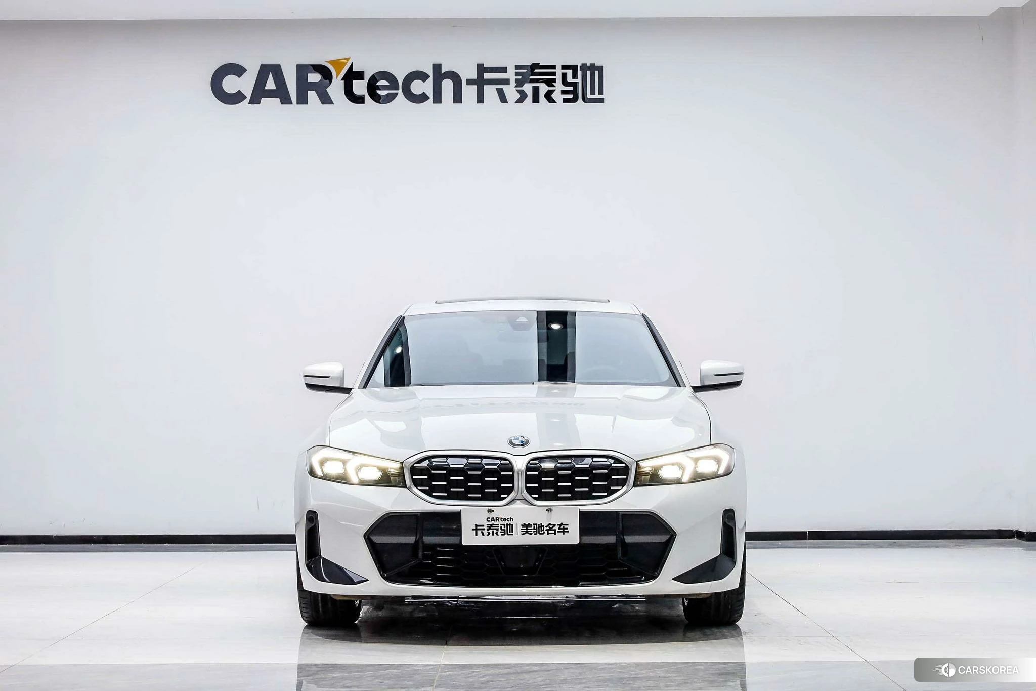 BMW 3 series 2024 Белый из Китая, фото 2
