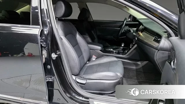 Kia K7 Premier 2020 Черный из Кореи, фото 2