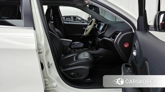 Jeep Cherokee (KL) 2018 Белый из Кореи, фото 2