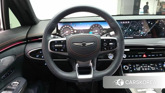Genesis GV70 2024 Черный из Кореи, фото 2