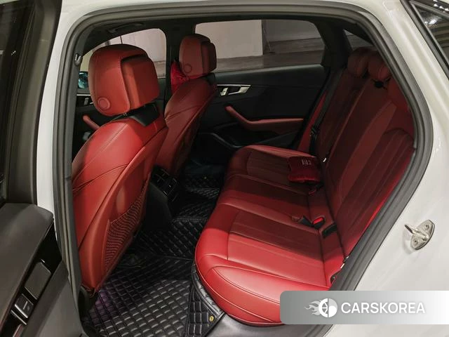 Audi A4L 2025 Белый из Китая, фото 2