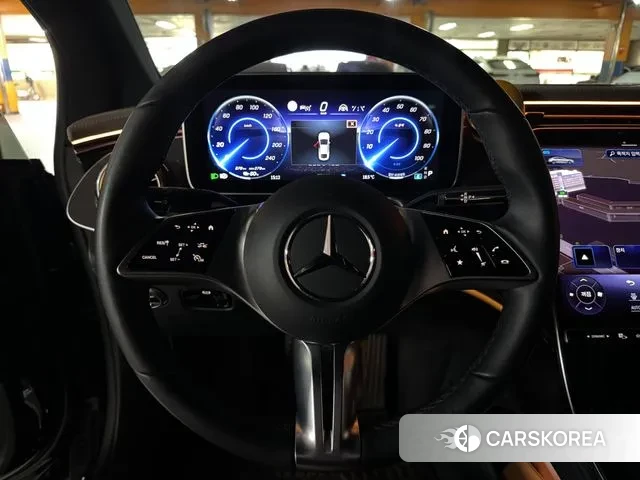 Mercedes-Benz EQE V295 2023 Черный из Кореи, фото 2