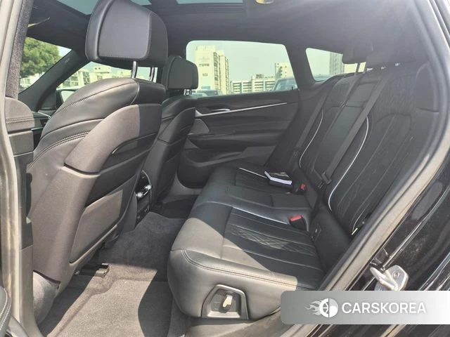 BMW 6 Series GT (G32) 2020 Черный из Кореи, фото 2