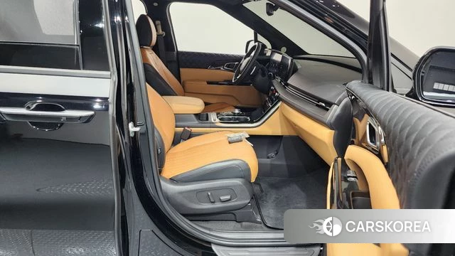 Kia Carnival 4th generation 2022 Черный из Кореи, фото 2