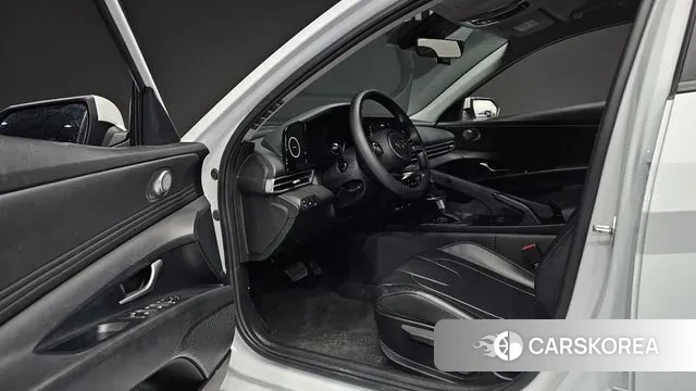 Hyundai Avante (CN7) 2022 Белый из Кореи, фото 2