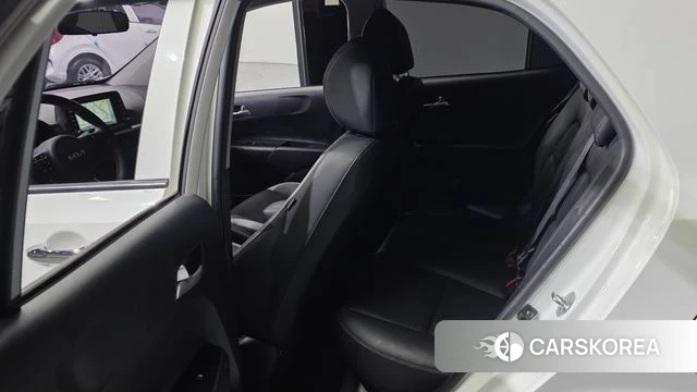 Kia Morning Urban (JA) 2022 Белый из Кореи, фото 2