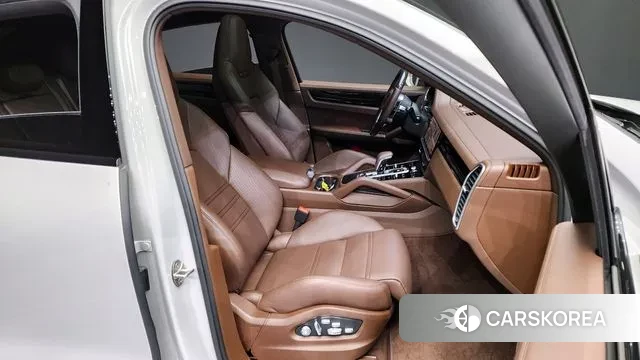 Porsche Cayenne (PO536) 2021 Серебристо-серый из Кореи, фото 2