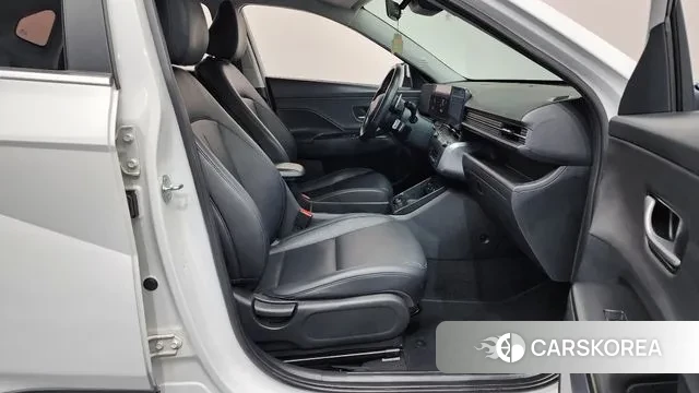 Hyundai Kona (SX2) 2023 Белый из Кореи, фото 2