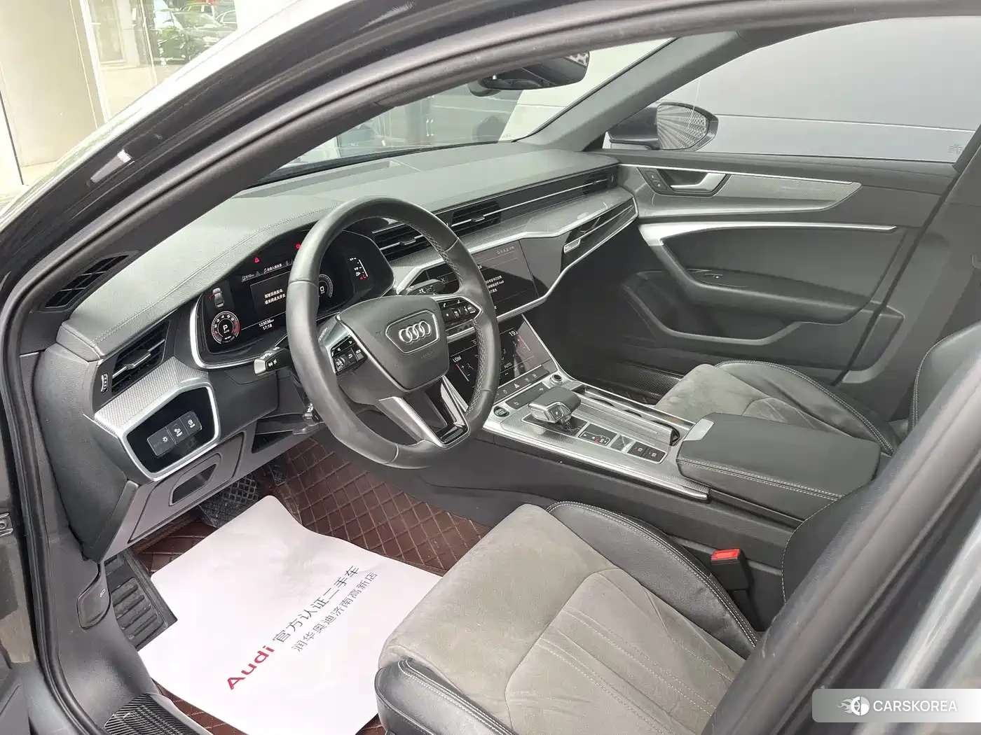 Audi A6L 2021 Silver/gray из Китая, фото 2