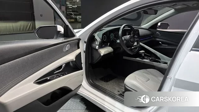 Hyundai Avante (CN7) 2022 Белый из Кореи, фото 2