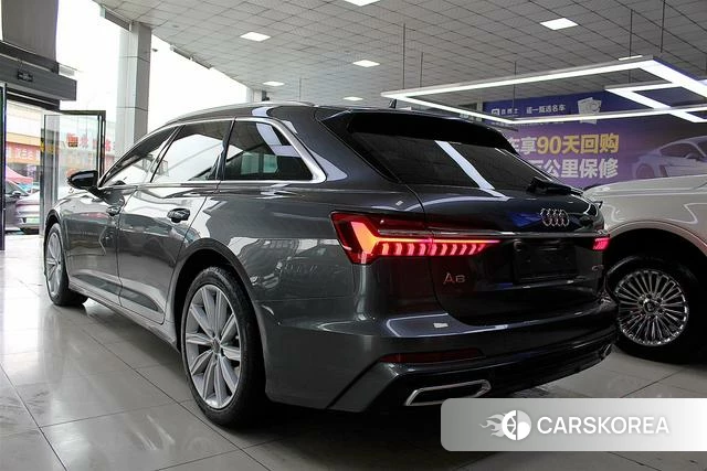 Audi A6 (import) 2020 Темно-серый из Китая, фото 2
