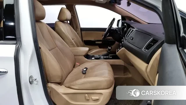 Kia The New Carnival 2018 Белый из Кореи, фото 2