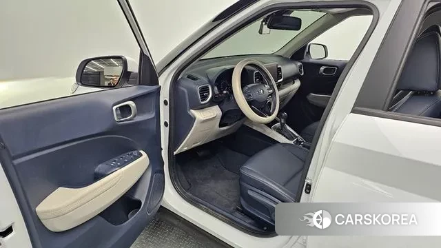 Hyundai Venue 2022 Белый из Кореи, фото 2