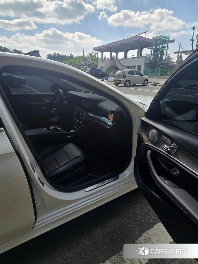 Mercedes-Benz E-Class W213 2020 Белый из Кореи, фото 2