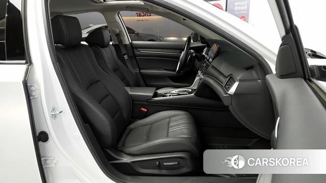 Honda Accord 10th Generation 2022 Белый из Кореи, фото 2