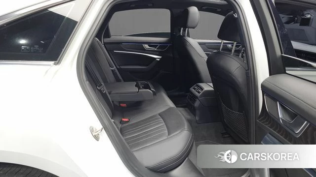 Audi A6 (C8) 2020 Белый из Кореи, фото 2