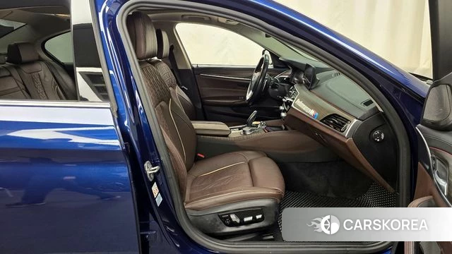 BMW 5 Series (G30) 2020 Синий из Кореи, фото 2