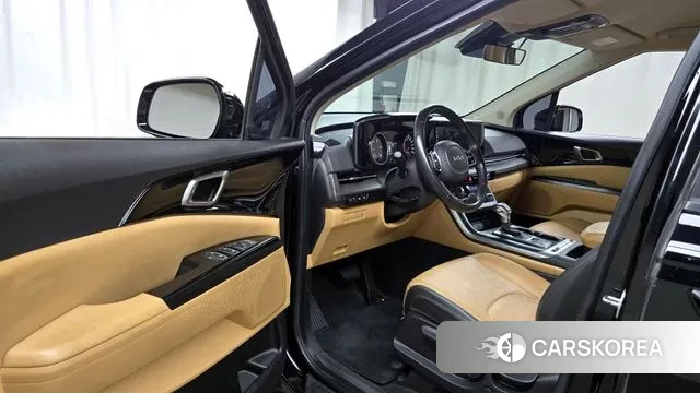 Kia Carnival 4th generation 2023 Черный из Кореи, фото 2