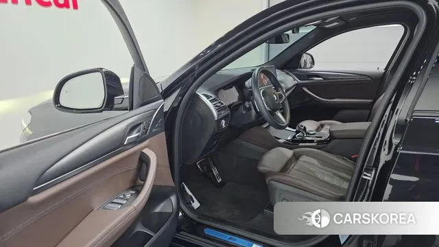 BMW X4 (G02) 2021 Черный из Кореи, фото 2