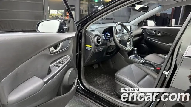 Hyundai Kona 2018 Черный из Кореи, фото 2