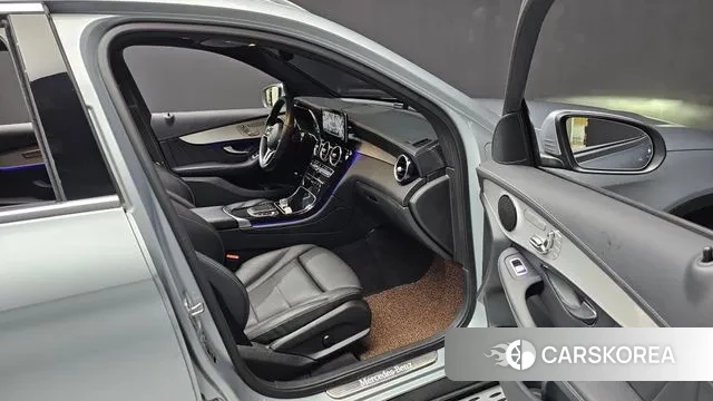 Mercedes-Benz GLC-Class X253 2022 Серебряный из Кореи, фото 2