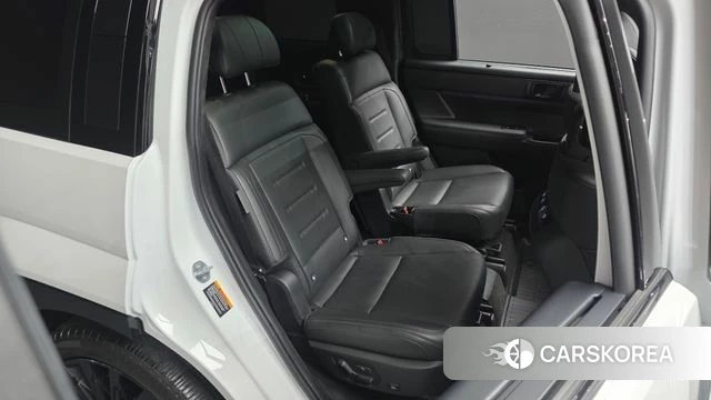 Hyundai Santa Fe (MX5) 2024 Белый из Кореи, фото 2