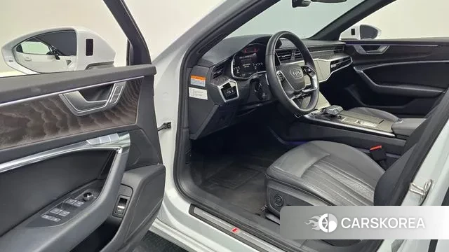 Audi A6 (C8) 2022 Белый из Кореи, фото 2