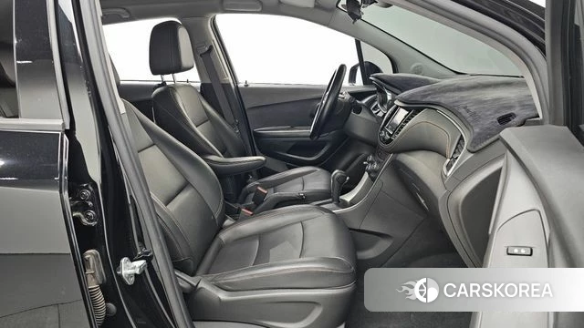 Chevrolet (GM Daewoo) The New Trax 2021 Черный из Кореи, фото 2