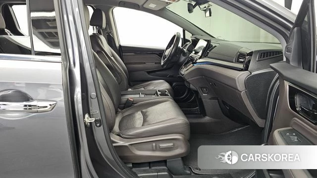 Honda Odyssey 2018 Серый из Кореи, фото 2