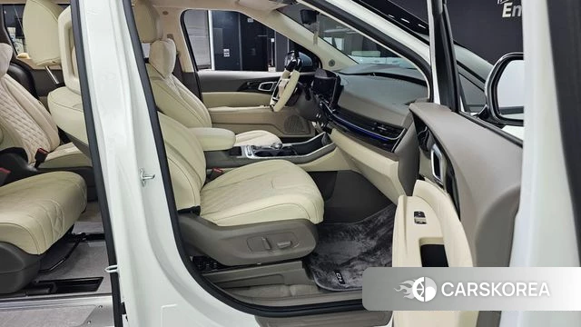 Kia The New Carnival 4th Generation 2025 Белый из Кореи, фото 2